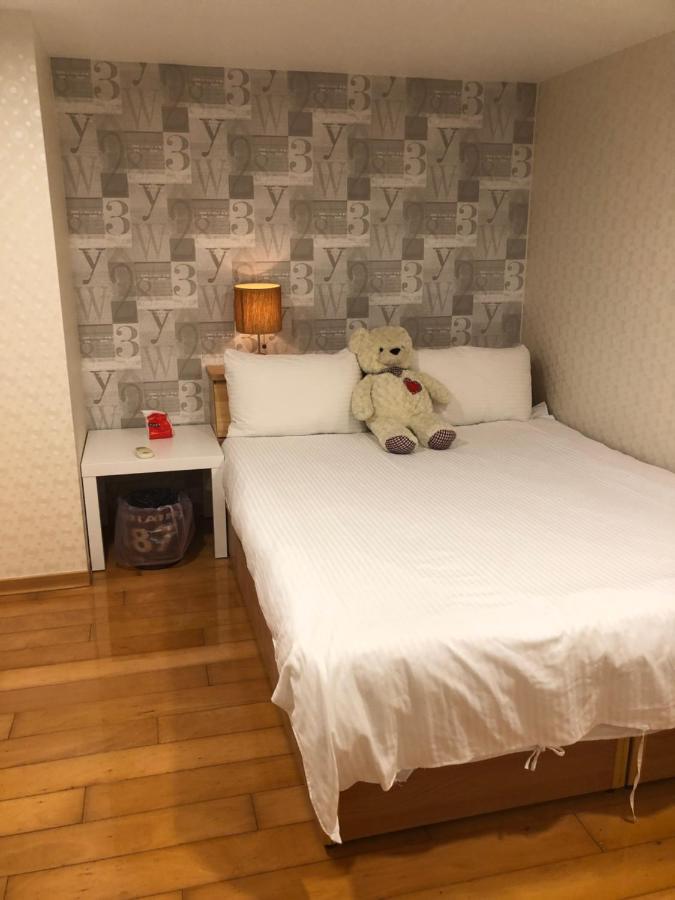 Apartamento House Ximending Taipéi Exterior foto